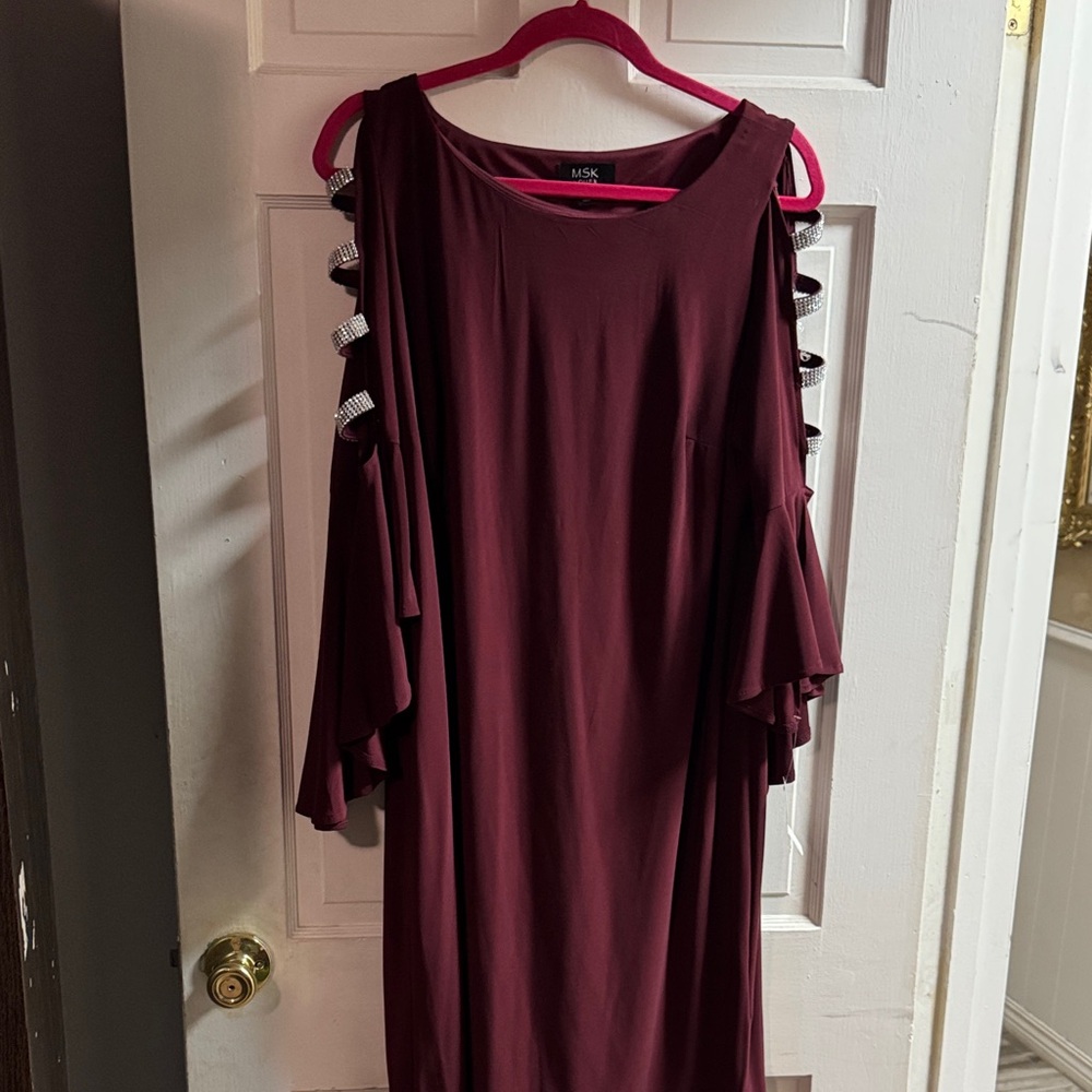 MSK Maroon Cold Shoulder Dress with Ruffle Sleeves